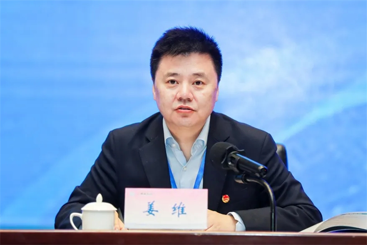 1785126225845456897.jpg 1785126225845456897.jpg